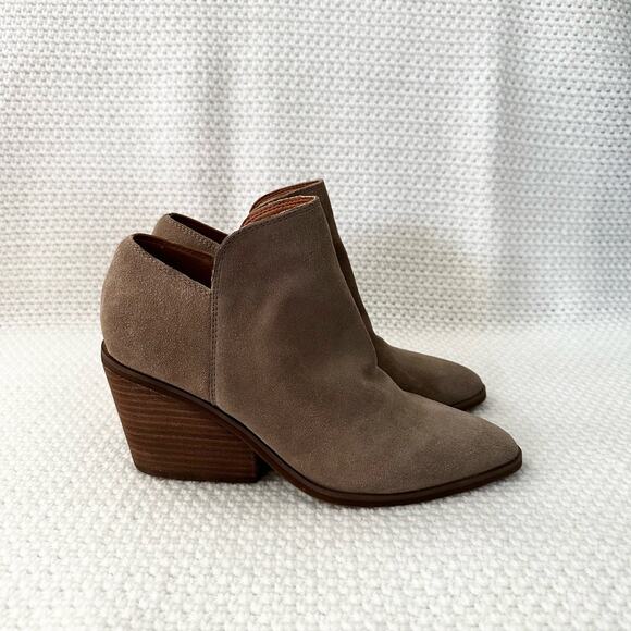 Lucky Brand Taupe Suede Stayci Pointed Toe Cone Heel Ankle Boots 8 NWOB - Picture 4 of 14